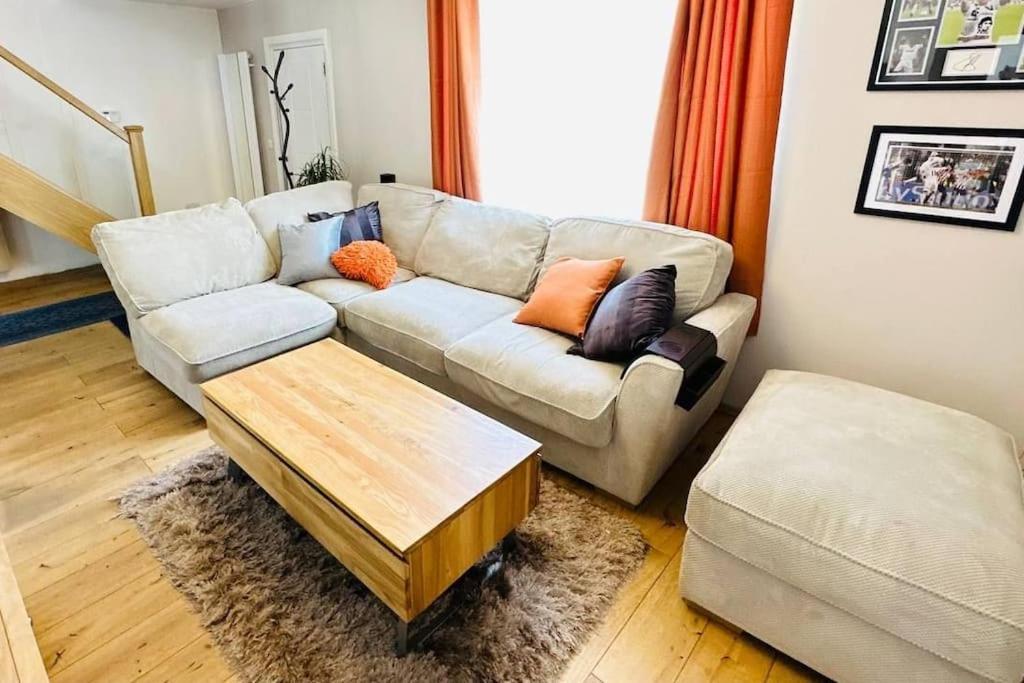 Stunning 3 Bed House Sleeps6 Villa Nottingham Ngoại thất bức ảnh